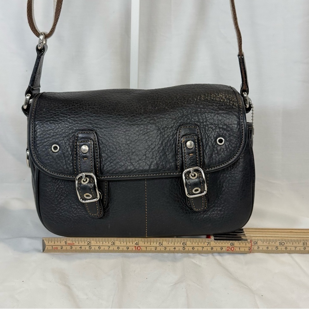 Vintage Coach Leather Field Bag, 9609, Blue Interior, Crossbody Strap, EUC - Picture 13 of 15